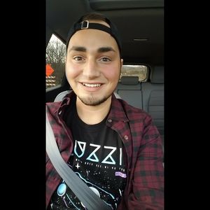 Meet your Posher, Sam